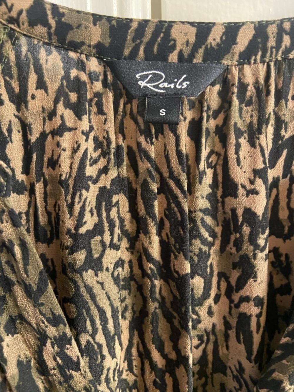 Rails Olive Print V-Neck Smocked Mini Dress Small - Picture 7 of 8